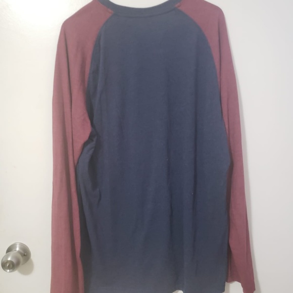 IZOD- LONG SLEEVE SHIRT - Picture 4 of 5